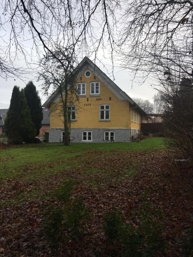 Alleso Gl. Sognefoged Gard Odense Exterior photo